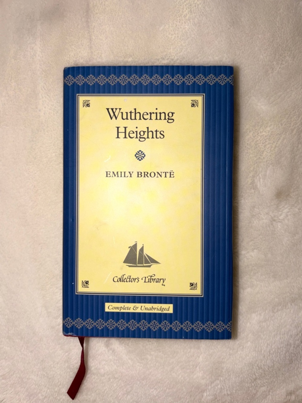 WUTHERING HEIGHTS Emily Brontë Hardcover Book 3rd Printing, 2003